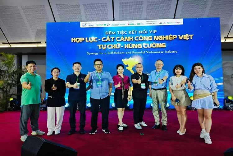 1758269346116540.jpg 919.jpg