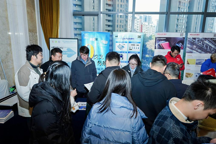 1767074523563774.jpg 404.jpg